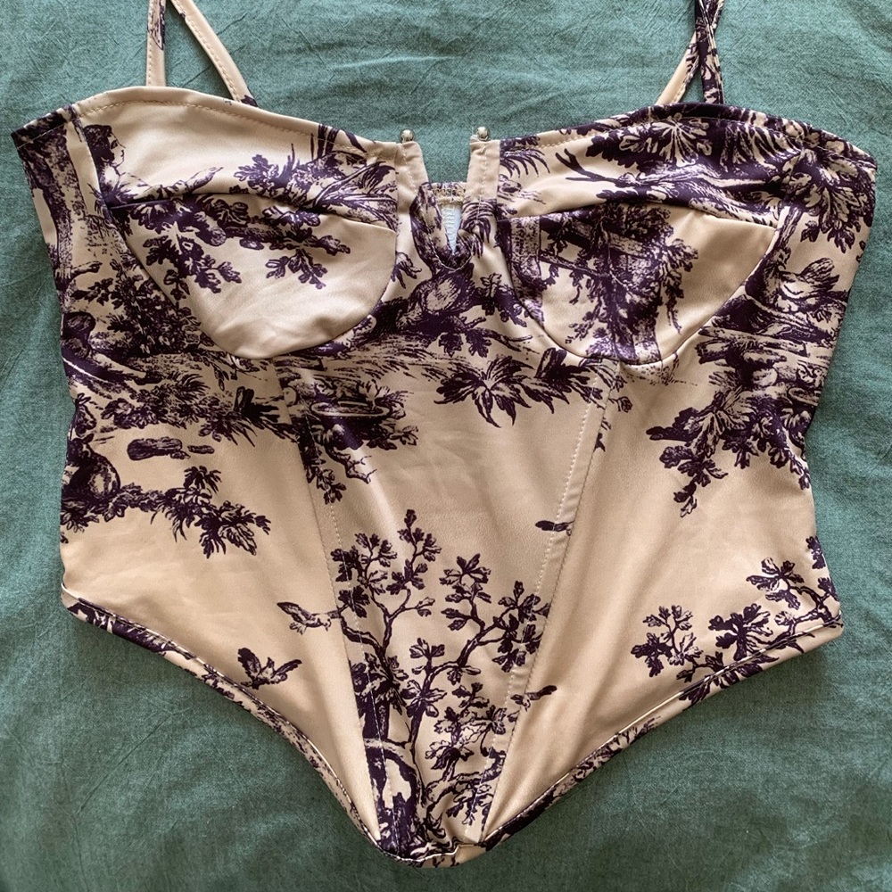 Gold Toile Corset Dupe